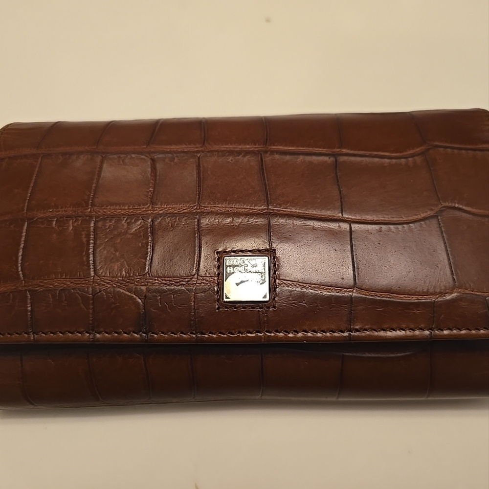 Dooney & Bourke Brown Crocodile Embossed Wallet - Picture 2 of 16